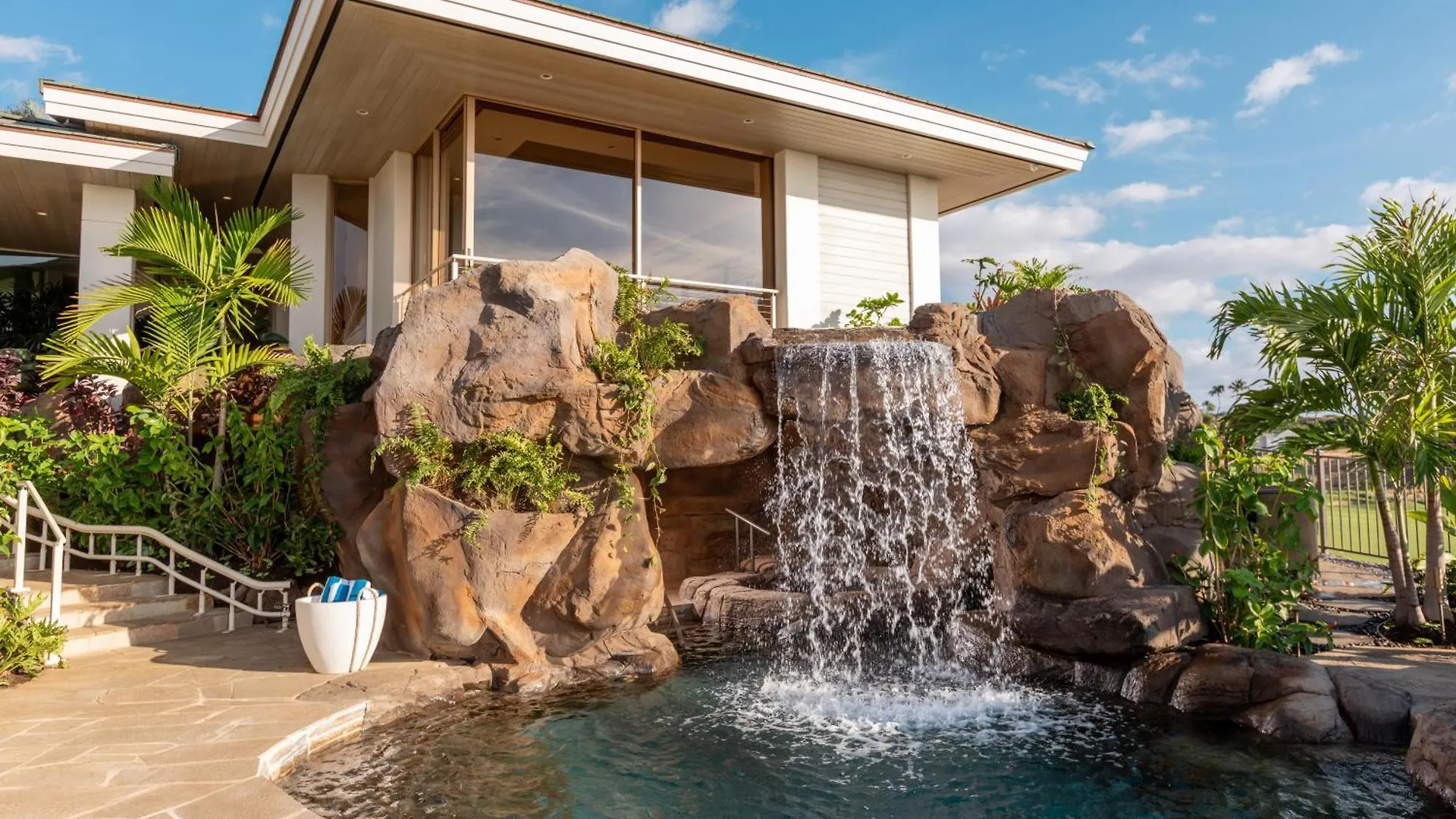 Hale 'O Ka La Villa Hapuna Beach 0*,  United States
